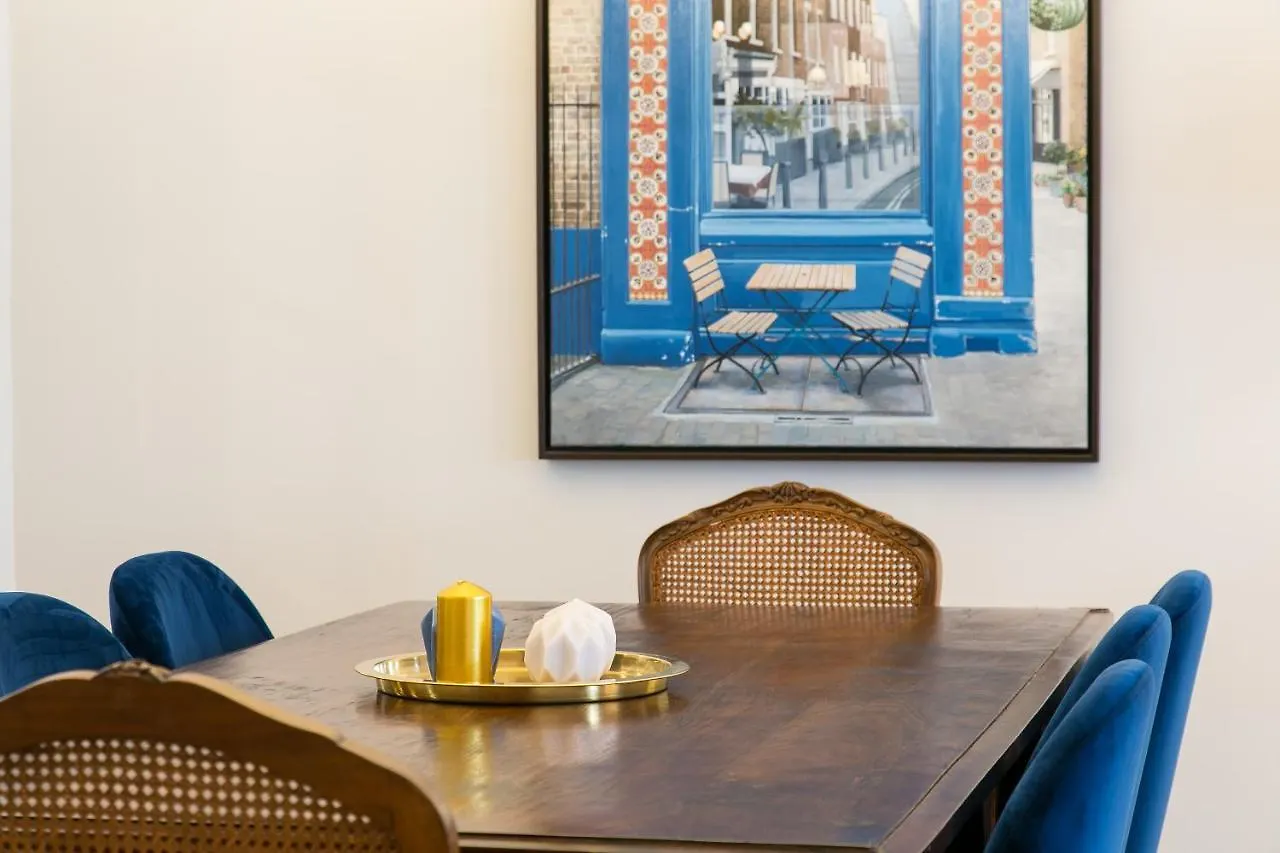 Chiado Deluxe Gem 4Bdr Amazing Apartment Лиссабон
